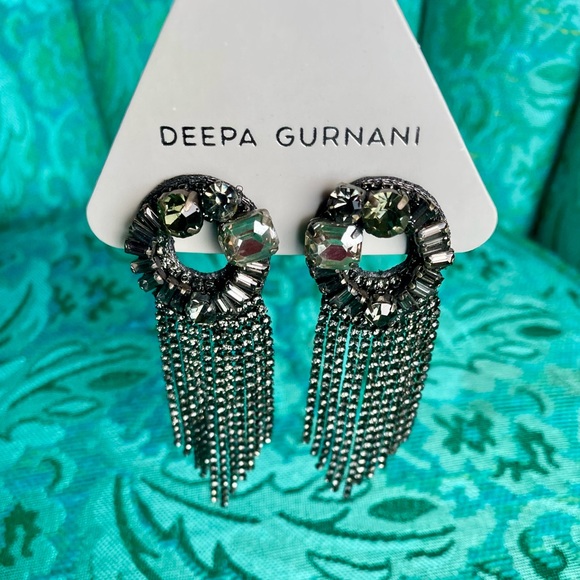 NWT Deepa Gurnani Crystal Rhinestone Chandelier Earrings Silver Gunmetal Grey - Picture 2 of 10